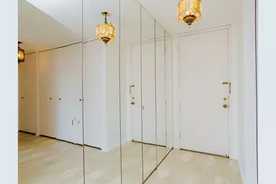 7033 N Kedzie Avenue #303, Chicago, IL 60645 - Photo 4