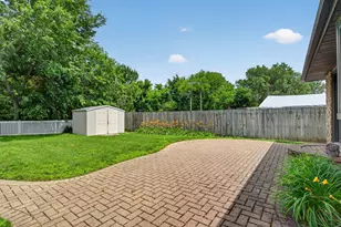 8118 Gladys Ln, Palos Hills, IL 60465 - Photo 26