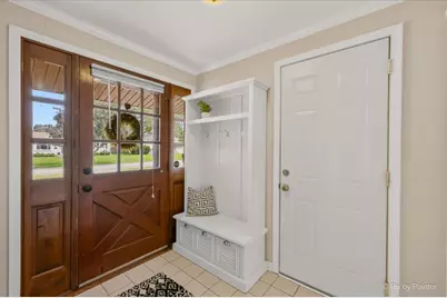 638 Sussex Lane, Crystal Lake, IL 60014 - Photo 2