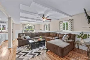 638 Sussex Ln, Crystal Lake, IL 60014 - Photo 18