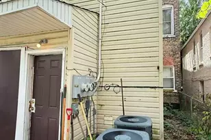 906 W 36th St, Chicago, IL 60609 - Photo 8