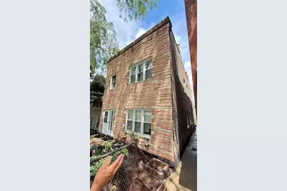 906 W 36th Street, Chicago, IL 60609 - Photo 2