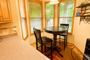 291 Jennifer Ct, Gurnee, IL 60031 - Photo 8