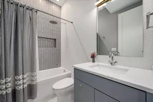 2506 N Southport Ave, Chicago, IL 60614 - Photo 24