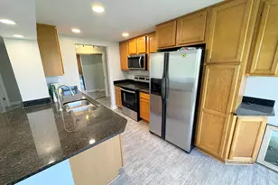1 Renaissance Pl, Palatine, IL 60067 - Photo 8