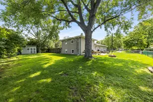 5S481 Glenoban Dr, Naperville, IL 60563 - Photo 26