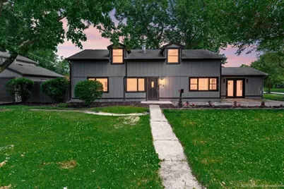 5016 Oak Center Drive, Oak Lawn, IL 60453 - Photo 2