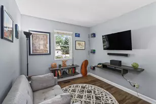 1412 Creighton Ave, Naperville, IL 60565 - Photo 20