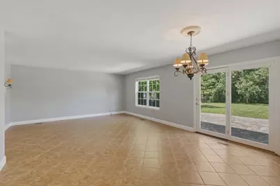 4709 Southhampton Drive, Island Lake, IL 60042 - Photo 8