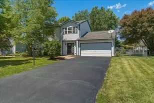 4709 Southhampton Dr, Island Lake, IL 60042 - Photo 1