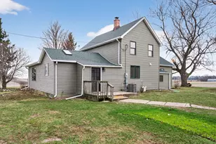 17093 Somonauk Rd, Dekalb, IL 60115 - Photo 4