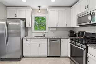 17025 Creekside Ave, Tinley Park, IL 60487 - Photo 6