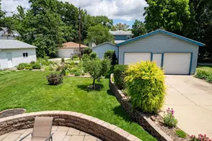 810 S Fell Ave, Normal, IL 61761 - Photo 6