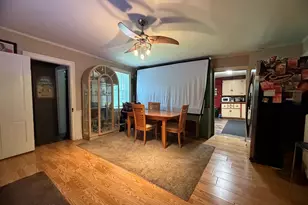 518 E 10th St, Lockport, IL 60441 - Photo 4