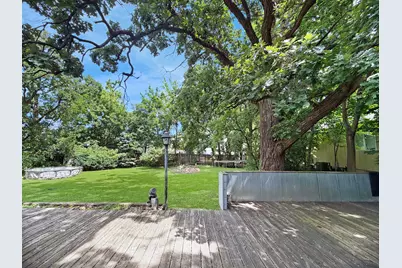 518 E 10th Street, Lockport, IL 60441 - Photo 8