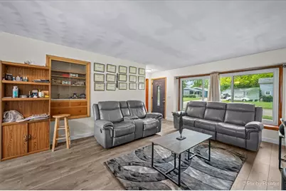 401 W Madison Street, Belvidere, IL 61008 - Photo 10