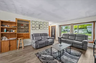 401 W Madison St, Belvidere, IL 61008 - Photo 10