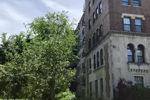 3017 E 78th St, Chicago, IL 60649 - Photo 2