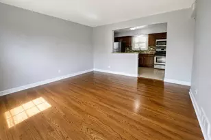 11447 S Natoma Ave, Worth, IL 60482 - Photo 2