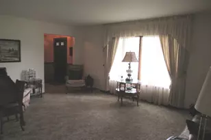 1N321 Country Life Dr, Maple Park, IL 60151 - Photo 8