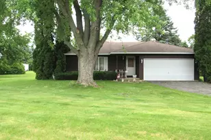 1N321 Country Life Dr, Maple Park, IL 60151 - Photo 1