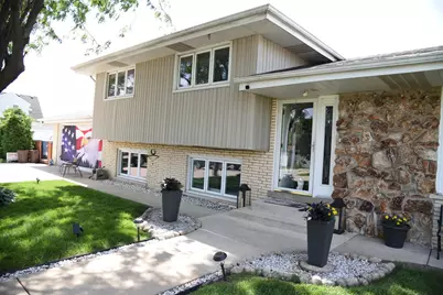 10501 S 81st Avenue, Palos Hills, IL 60465 - Photo 6
