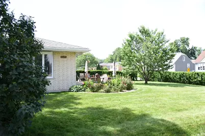 10501 S 81st Avenue, Palos Hills, IL 60465 - Photo 4