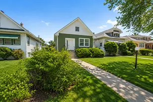 635 S 18th Ave, Maywood, IL 60153 - Photo 1