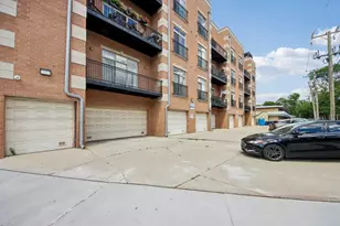 6425 W Touhy Ave, Chicago, IL 60646 - Photo 26