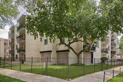 7074 N Ridge Boulevard #1E, Chicago, IL 60645 - Photo 1