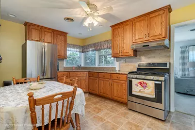 1703 Cora Street, Crest Hill, IL 60403 - Photo 14