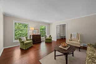 14 Bristol Ct, Lincolnshire, IL 60069 - Photo 4