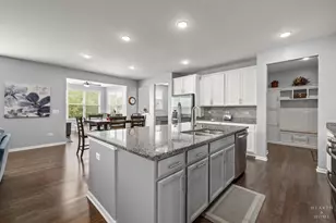 1600 Creeks Crossing Dr, Algonquin, IL 60102 - Photo 8