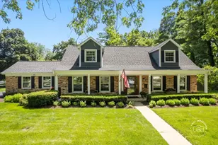 1553 Allen Ln, Saint Charles, IL 60174 - Photo 1
