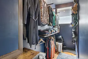 715 W Barry Ave, Chicago, IL 60657 - Photo 10