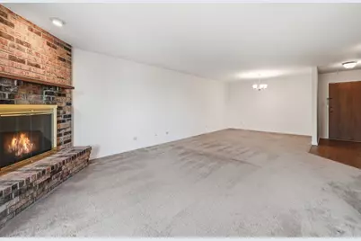 501 Lake Hinsdale Drive #408, Willowbrook, IL 60527 - Photo 6