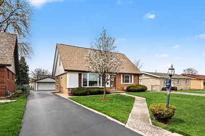 13124 Forestview Lane, Crestwood, IL 60418 - Photo 2