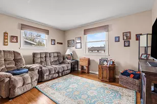 13124 Forest View Ln, Crestwood, IL 60418 - Photo 12