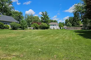 1627 Lake Holiday Dr, Lake Holiday, IL 60548 - Photo 2