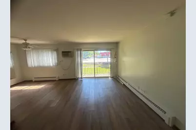 18550 Torrence Avenue #4, Lansing, IL 60438 - Photo 2