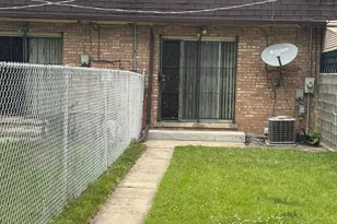 351 E 91st St, Chicago, IL 60619 - Photo 22