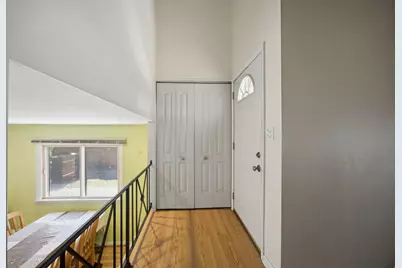 1142 Brighton Place, Glen Ellyn, IL 60137 - Photo 2