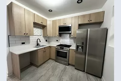 1911 S Ridgeway Avenue #1Rear, Chicago, IL 60623 - Photo 2