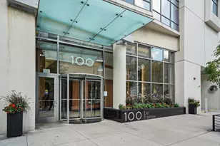 100 E 14th St, Chicago, IL 60605 - Photo 2