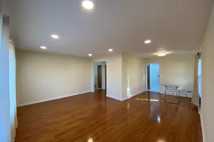 6078 N Troy St, Chicago, IL 60659 - Photo 6