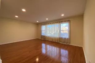 6078 N Troy St, Chicago, IL 60659 - Photo 4