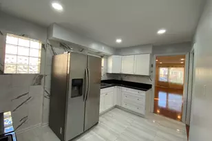 6078 N Troy St, Chicago, IL 60659 - Photo 10