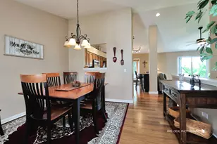 6430 Ginos Way, Fox Lake, IL 60020 - Photo 4