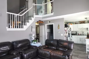 54 Sandhurst Rd, Mundelein, IL 60060 - Photo 14