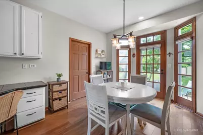303 Torrington Drive, Bloomingdale, IL 60108 - Photo 10